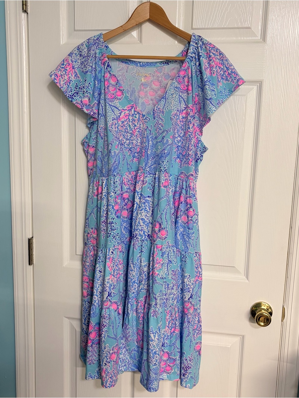 Lily Pulitzer Pink and Blue Floral Tiered V-Neck Dress with Pockets NWOT